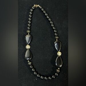 Vintage Napier black and gold necklace C116